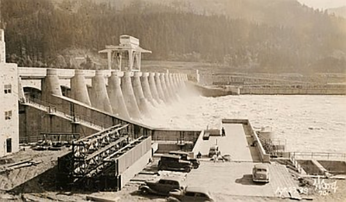 Black and white photo of Bonneville Dam, 1938